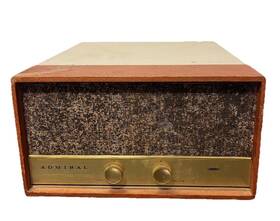 Y5052 Admiral Vintage Portable Turntable Suitcase Record Player 4 Speed Model