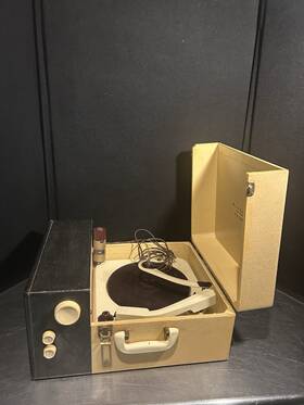 Gaa-990a Airline Vintage Record Player Model