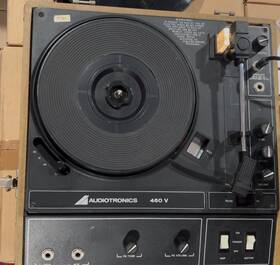 640-v Audiotronics 4 Speed Rpm Record Player 640 V Turntable And Pa Mike Karaoke