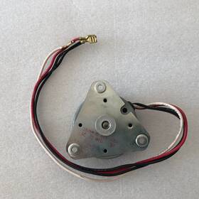 18-009-02 Bic Vintage Turntable Motor 24 Pole 300 Rpm Synchronous Tested Working