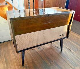 40103 Blaupunkt Mid-century 1950s Console Radio Record Player Type Model 2295
