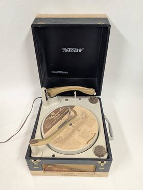 8040 Bsr Monarch Vintage Travler Record Player Model Ua8 4 Speed Changer
