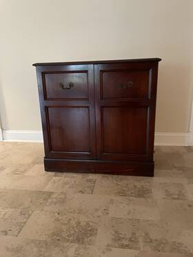 B1003m Capehart Stero Record Player Inch Good Condition