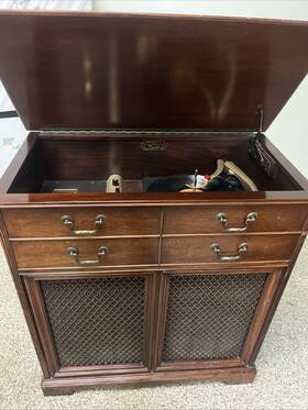 53ph56 Capehart Garrard 1956 Colortone Console Radio/recordplayer Very Rare Tube Amp Equalizer