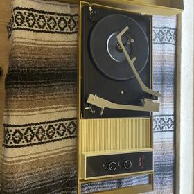 56335 Craig Vtg Model Turntable Record Player As Is See Description
