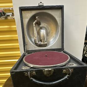 10025-20 Decca Vintage Portable Record Player In Carry Case Made London