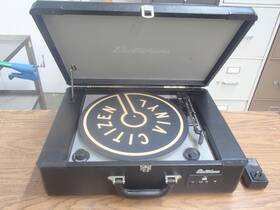Ean05300 Electrohome 2015 Archer Turntable Stereo System