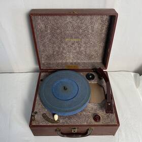 4-111 Firestone Vintage Portable Record Player 3 Speeds Model