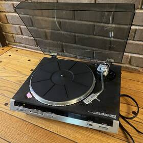 Mt-6350 Fisher Vintage Stereo Turntable Studio Standard Powers On - Parts Only
