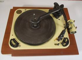 Rc120 Garrard Rc120/4d Vintage Turntable Record Player For Parts Or Repair