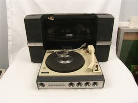 936b Ge Vintage General Electric Wildcat Portable Am Fm Stereo Record Player 1970s