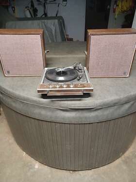 P851 Ge General Electric Phonograph Record Player