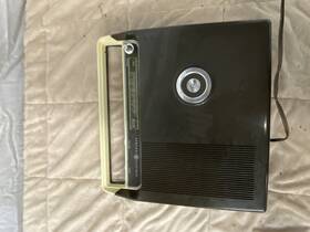 R465g Ge Vintage General Electric Am Radio Phonograph Record Player