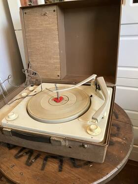 Rp-2101a Ge Vintage General Electric Portable Record Player Untested Parts