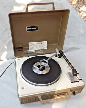 V639w Ge General Electric Automatic Solid State Record Player Working Read