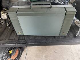 1933p General Electric Wildcat Record Player Model Vintage Portable