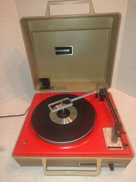 V638s General Electric Vintage Ge Automatic Portable Record Player #v638s Tested Works