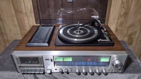 Sdt-9600h Hitachi Vintage Turntable Am/fm Stereo Cassette Recorder Works Great