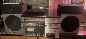 683-155 J. C. Penney Vintage Jc Stereo Turntable 8 Track Cassette Recorder Radio W Box Video