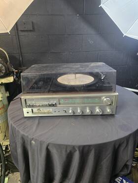 B613-211a Lloyds Stereo Am/fm 8-track Bsr Turntable Read