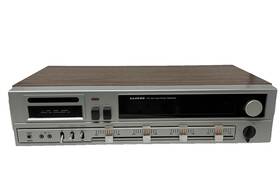Dd-1100-0013 Lloyds Vintage Am/fm Stereo Receiver/8-track Player