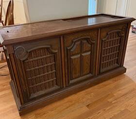 1p3643 Magnavox 1972 Stereo Console