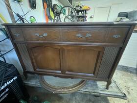 2678-a Magnavox Vintage Stereophonic High Fidelity