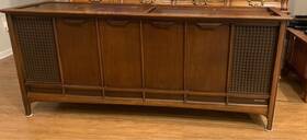 3rp664 Magnavox Vintage Console Model #3rp664