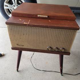 P232713 Magnavox Magnovox Mid Century Modern Stereo Record Player Wood Cabinet Stand Vintage