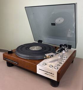 90061 Marantz 6300 E Turntable Nice