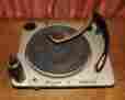 Micromatic R-11 Magnavox Vintage Turntable Record Player Console Model