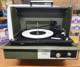 Montgomery Ward 749a Wards Airline Solid State #gen Fully Test And Working Perfectly
