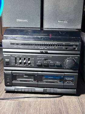 Sg-zt09 Panasonic Turntable Record Player Cassette Deck Fm/am Stereo With Speakers