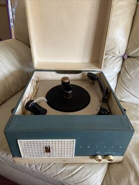 E-1356-121 Philco Vintage Portable Tube Record Player Tested Works