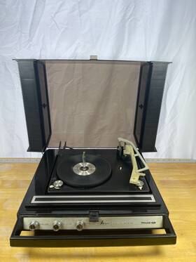 P741 Philco Ford Vintage Stereo Record Player Turntable Console Works