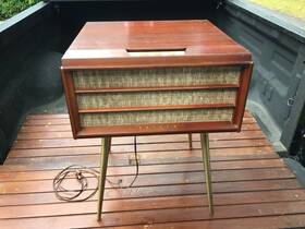 G1606 Philco Hi Fi Record Player