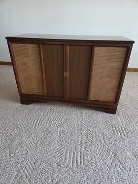 J1720 Philco Vintage Stereo Record Player Console La Scala