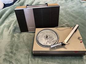 Ag4000 Philips Ag4000/54 Vintage Portable Record Player Batt. Operated Not Working