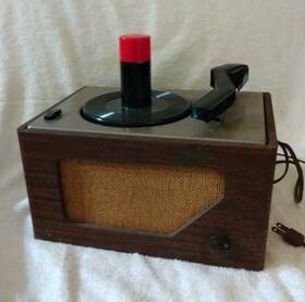 1046u Rca 1045u Model Imitation Wood Grain Finished Amp Hums Changer Spins No Power