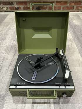 Vzp20g Rca 130n Vintage Advanced Solid State Record Player Vzp20g/j - Olive Tested/works