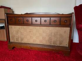 4vf224 Rca Vintage Victrola Console. Record Player And Radio Cabinet. Model