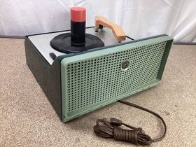 7-ey-2hh Rca Vintage Green On Victor Record Player Model 45 Rpm Semi Works
