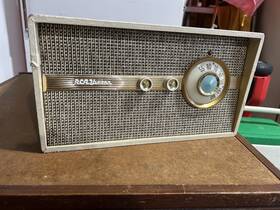 9-us-5ke Rca Vintage 1957 Victor Model Tube Am Radio Record Player Working Rare