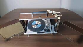 Vjp55e Rca Rare Vintage Victor Solid State 6 Speaker Stereo Turntable Untested
