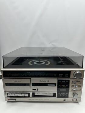 13-1215 Realistic Clarinette 113 Am/fm 8-track Cassette Turntable Parts Only