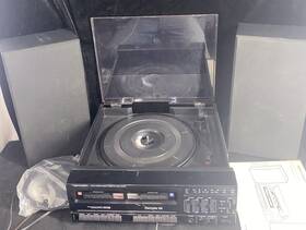 Clarinette124 Realistic Am/fm Stereo Cassette And Turn Table System Clarinette 124 Works 50%