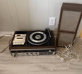 Gxt4650 Sanyo Gxt 4650 Is A 4-channel Stereo System And Record Player Sxr 2116 Speakers