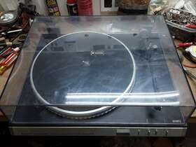 Plus-q40 Sanyo Plus Q40 Quartz Pll Direct Drive Turntable/record Player