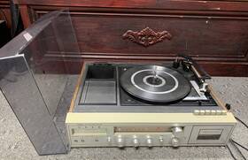 132.91923050 Sears Am/fm Stereo Radio Record Turntable Cassette Tape 8 Track Player Read