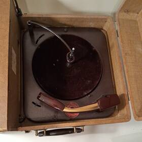 2248 Sears Vintage Silvertone Record Player Phonograph Model As Is Or Parts